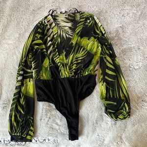 Leaf body suit, sheer, with black bottoms that clip.